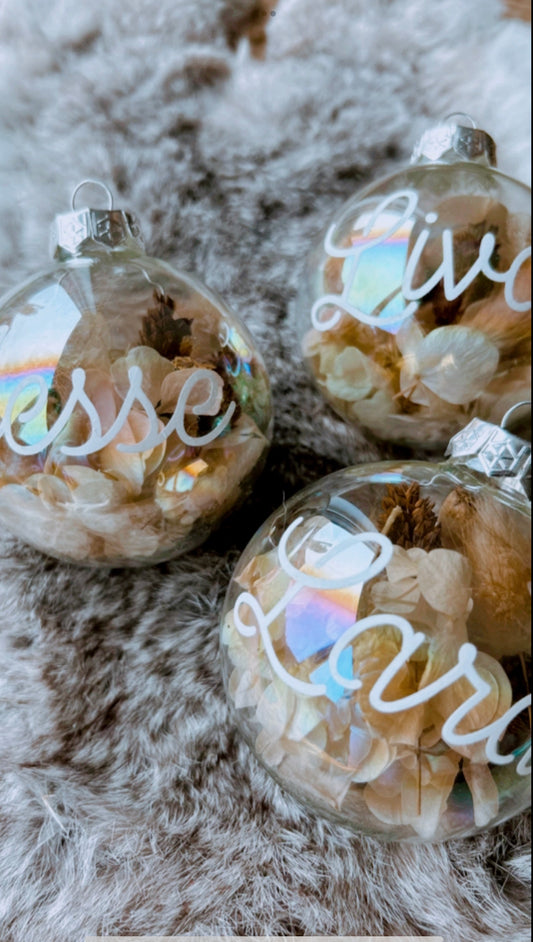 kerstbal met droogbloemen