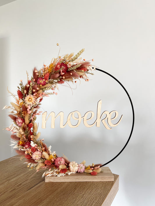 Flowerhoop met houten naam