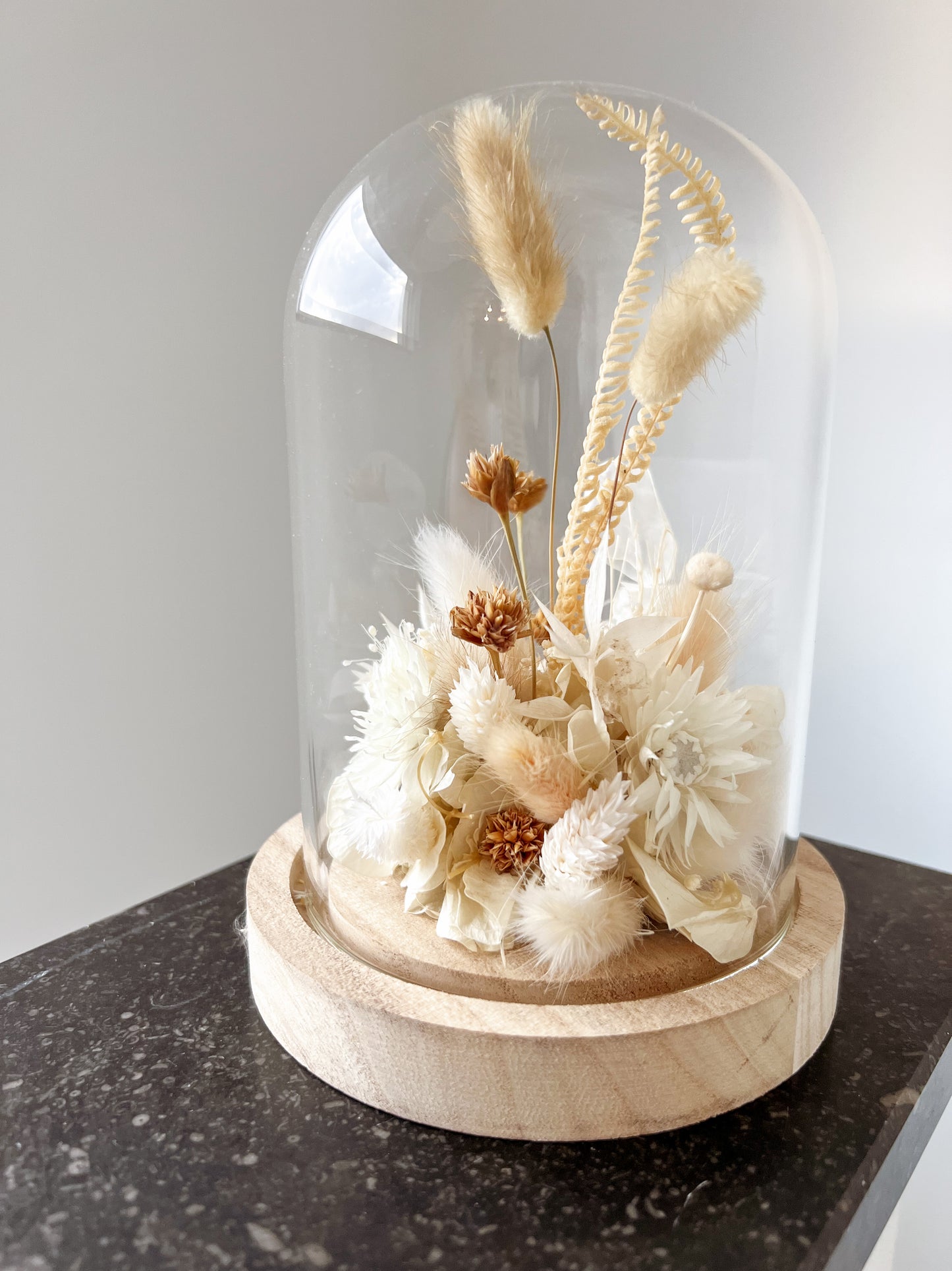 Kleine Stolp met droogbloemen