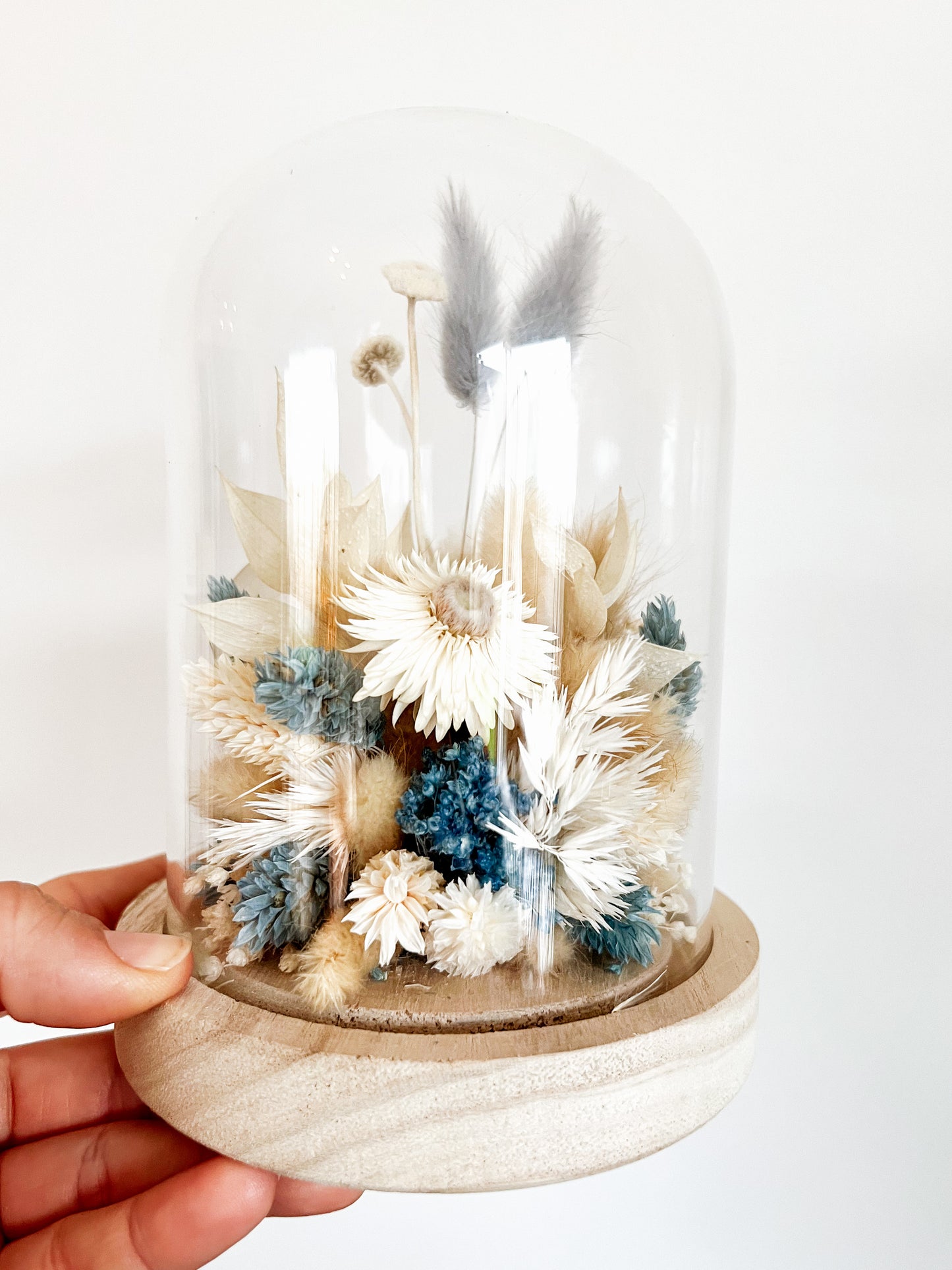 Kleine Stolp met droogbloemen